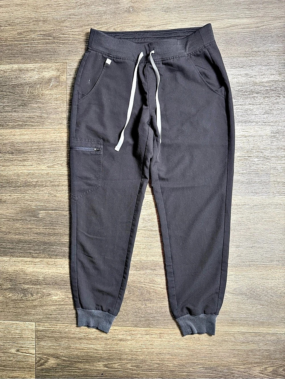 FIGS Zamora Jogger Scrub Pants Black Small